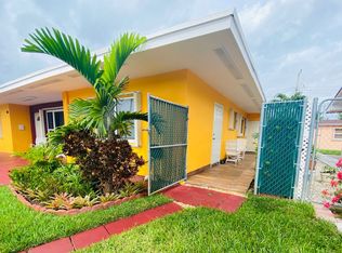 1131 NE 203rd St, Miami, FL 33179