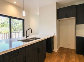 1-Bedroom Luxury Apartment at the Newly Built BMX Building