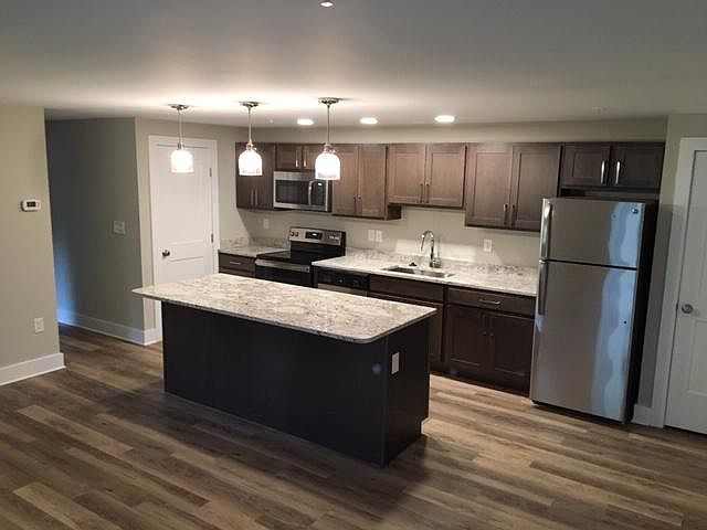 1st image of 744 Southern Hills Dr