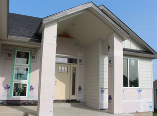 4047 Taneil Dr, Manhattan, KS 66502