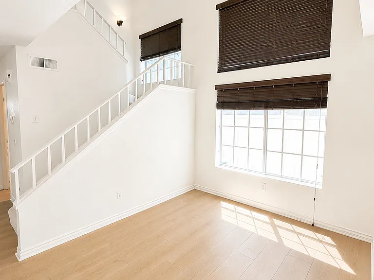 15434 Ficus St — Photo 12