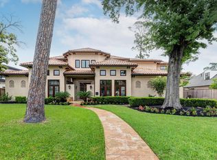 710 Pinehaven Dr, Houston, TX 77024