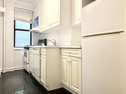 Rented by Corcoran | media 13