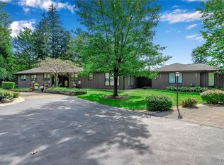 1090 N Davis Rd, East Aurora, NY 14059