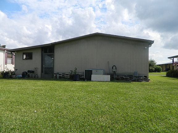 3rd image of 2425 Harden Blvd Lot 282