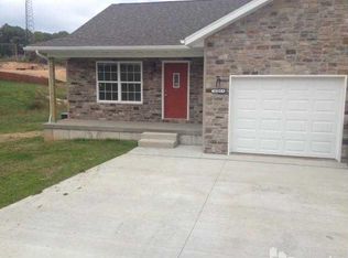 16371A Holy Cross Ln, Saint Robert, MO 65584