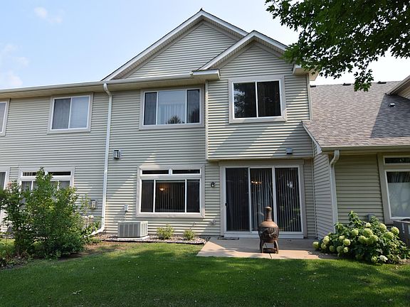 2nd image of 1708 Sunset Dr