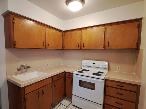 4302 - 4312 E Sierra Madre, 4302-4312 E Sierra Madre Ave #4312-D, Fresno, CA 93726