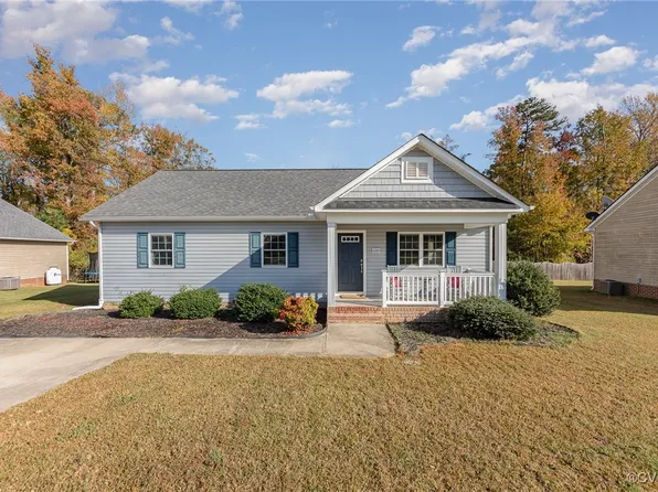 609 Yellowstone Dr, Hopewell, VA 23860