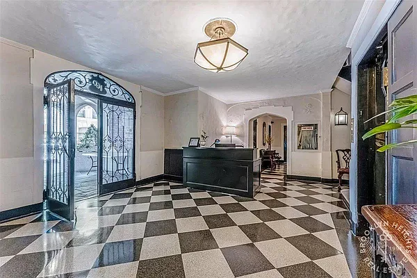 Sold by Brooklyn Heights Real Estate Inc | media 15