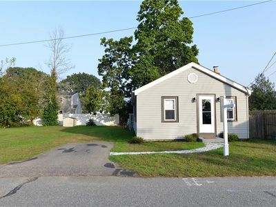 62 Tremont St, Warwick, RI, 02889