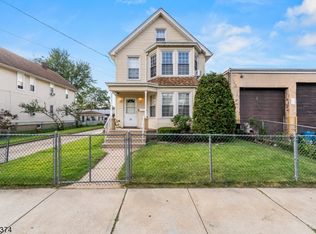 55 Laurel St, Paterson, NJ