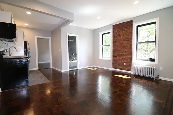 Rented by Bruma Realty LLC | media 13