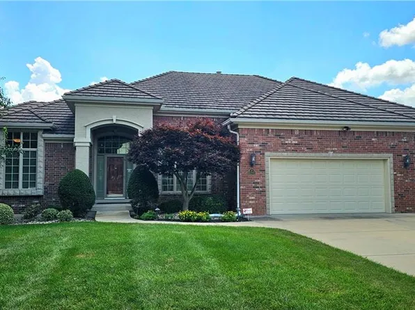 6201 NW 101st St, Kansas City, MO 64154