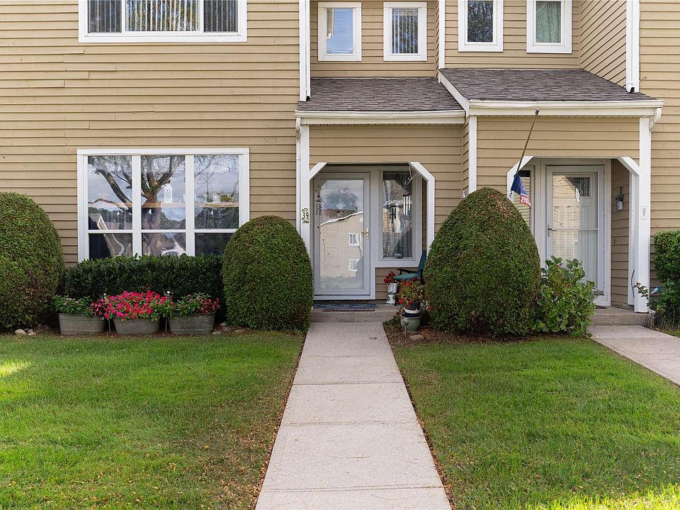 Birchwood At Spring Lake 39 Eric Dr Middle Island NY Zillow