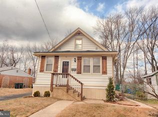 55 Cedar Ln, Clementon, NJ 08021