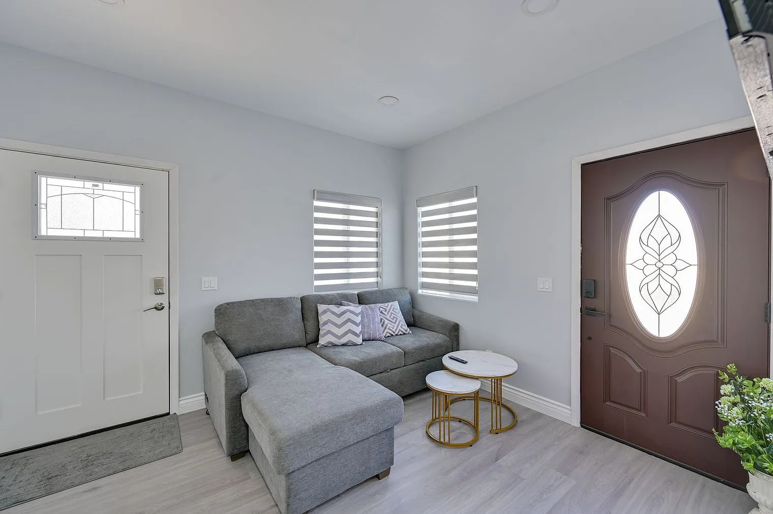 1 bed, 1.0 bath, 742 sqft, $3,774 — Photo 1
