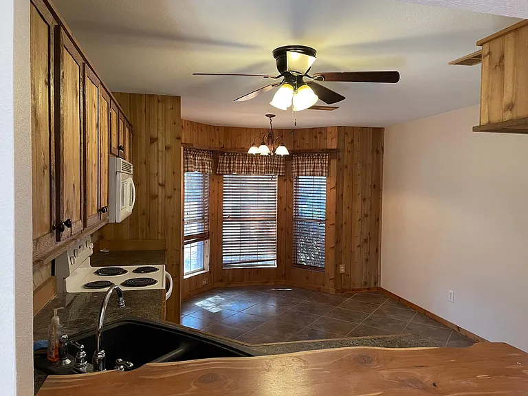 1035 Port Sullivan Dr — Photo 6