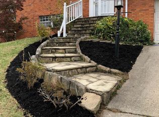 1986 Parkwood Rd, Charleston, WV 25314