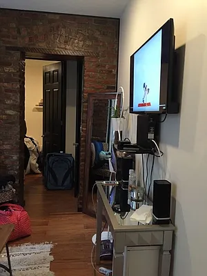 Rented by AD Real Estate Investors | media 9