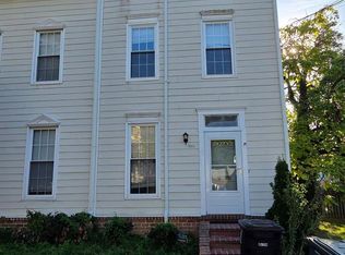 2013 N Oakland St, Arlington, VA 22207