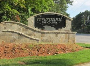 8810 Fairview Blf, Alpharetta, GA 30022