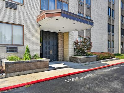 9720 S Pulaski Rd APT 602, Oak Lawn, IL, 60453