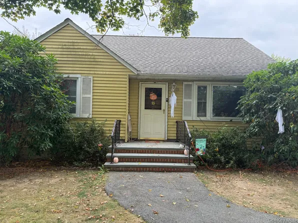 15 Freeland Street, Monroe, NY 10950