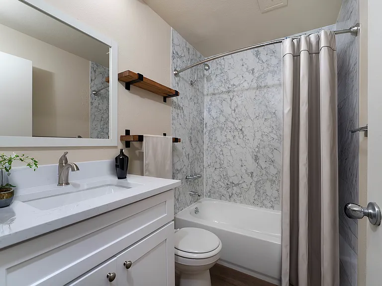 One Bedroom One Bedroom