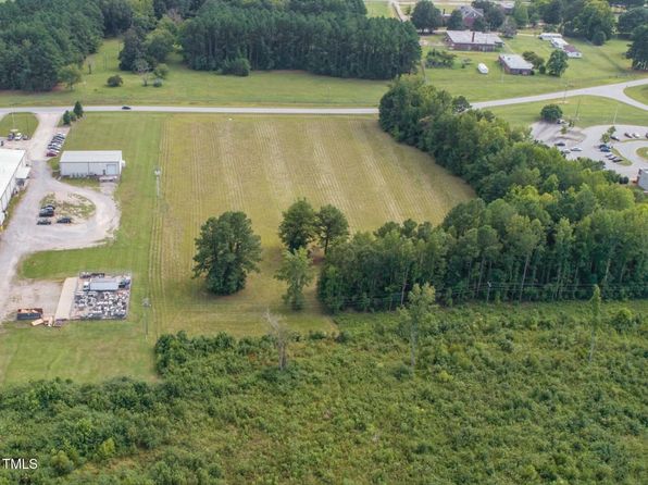 120 Fountain Park Dr #3, Battleboro, NC 27809