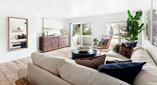 1606 Westcliff Dr. — Photo 15