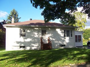 4 Chestnut St, Batavia, NY 14020