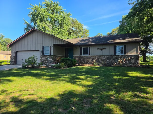 1809 W 900 N, Wheatfield, IN 46392