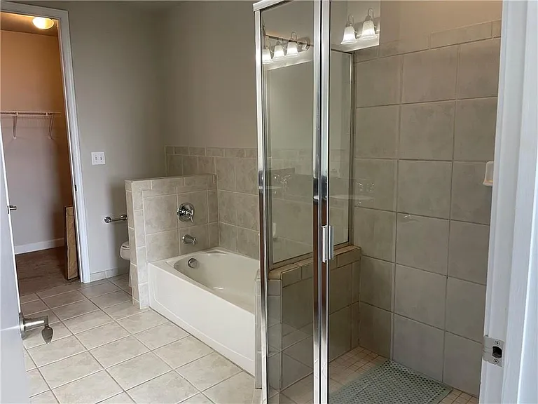711 Cosmopolitan Dr #723 — Photo 9