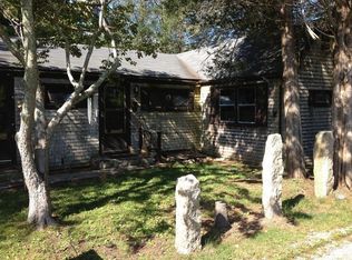 30 Pine Island Rd, Mattapoisett, MA 02739