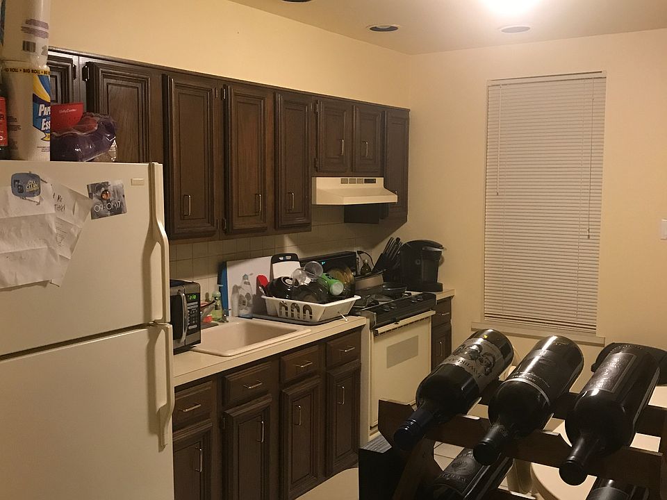 2nd image of 2416 S Opal St