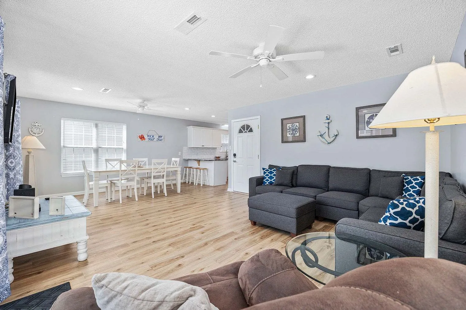 5 bed, 3.0 bath, 1991 sqft, $11,772 — Photo 3