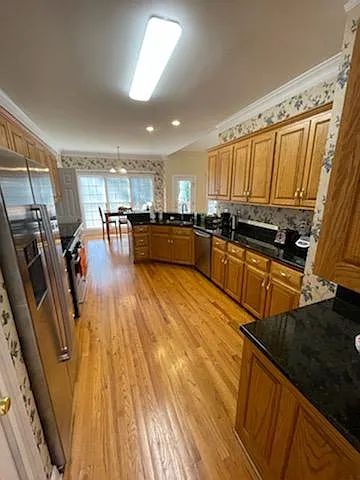 1140 Beverly Dr — Photo 14