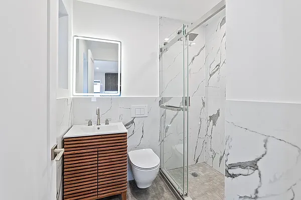 Rented by Monday Morning Management LLC | media 9