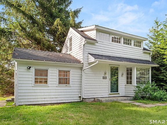 2nd image of 527 Danbury Rd