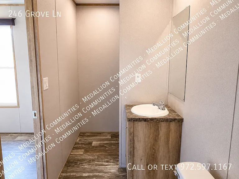 246 Grove Ln — Photo 8