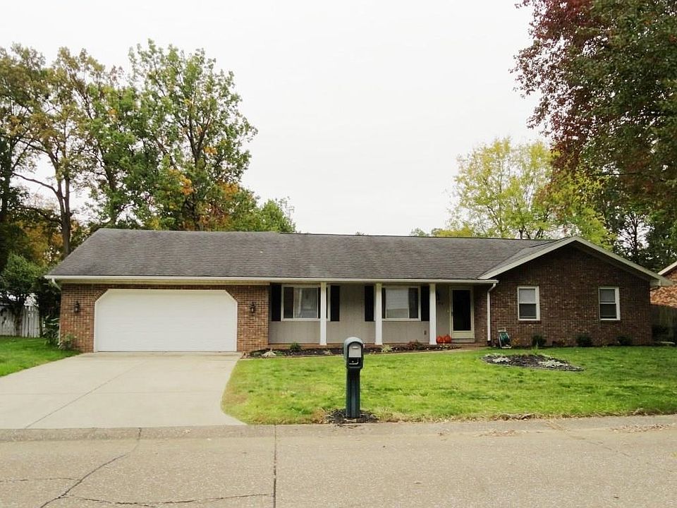 1st image of 3913 Eastbrooke Dr