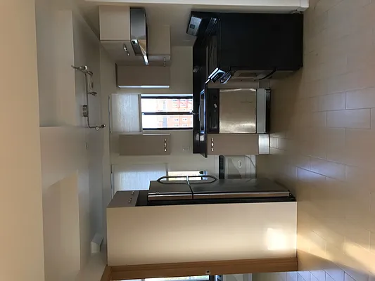 Rented by 18 REALTY | media 27