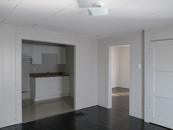 4th image of 1448 1/2 Taylor St