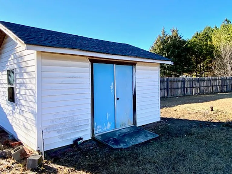 703 Elliott Dr NW — Photo 14