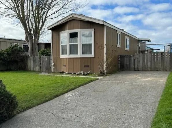 4985 Monterey Dr #129, Arcata, CA 95521