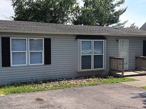 2nd image of 970 Beaver Dr