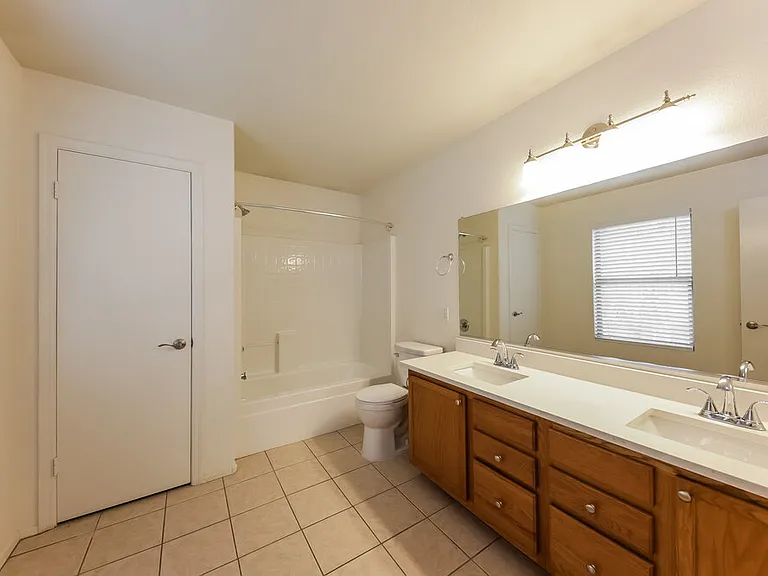 18611 N 22nd St #26 — Photo 12