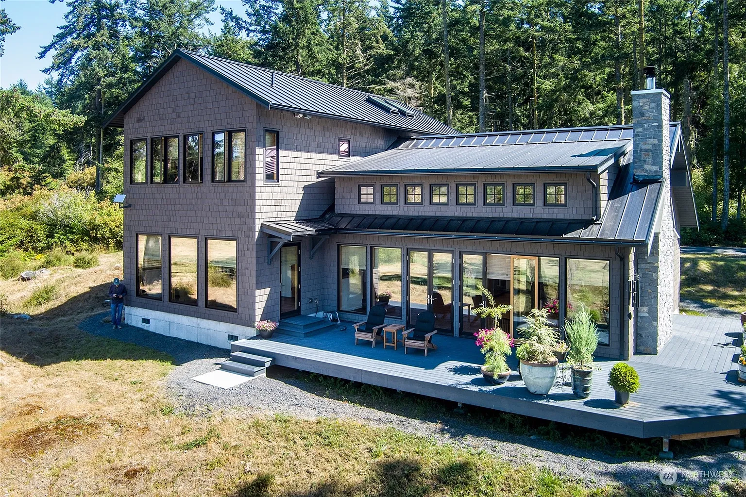 20 Inverness Lane photo 1