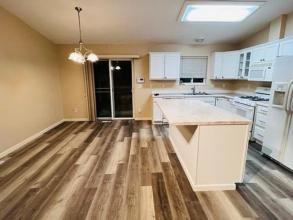 Kitchen and dining area